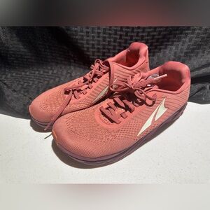 Altra women’s tennis shoes aloa4vr2611 size 8.5